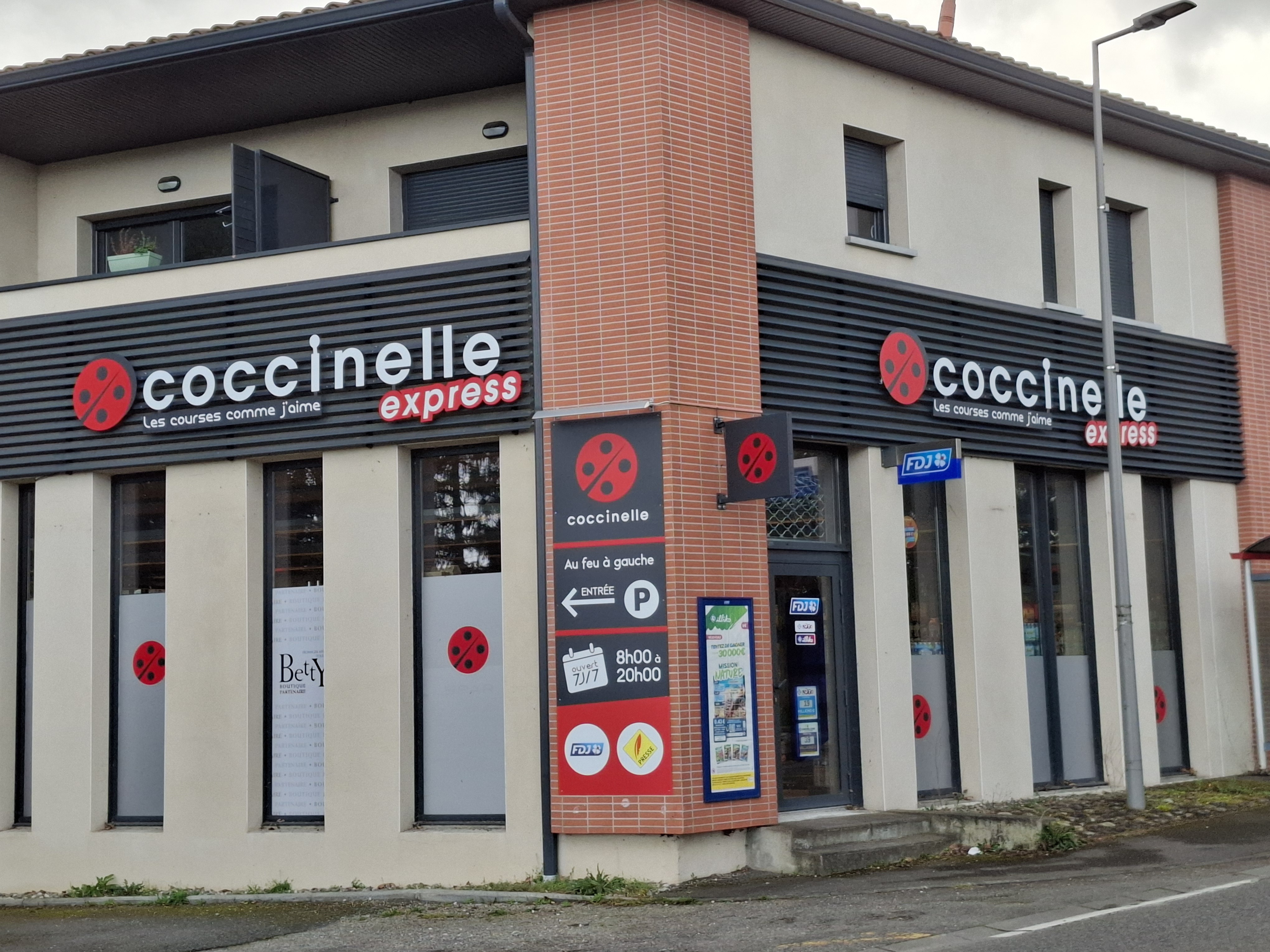 Photo Superette Coccinnelle1